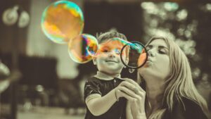 mother 2935723 1280 | Vox | Protect Your Kids from Online Predators