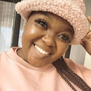 Fashion | Vox | Walking on Sunshine, Bringing the Smiles!