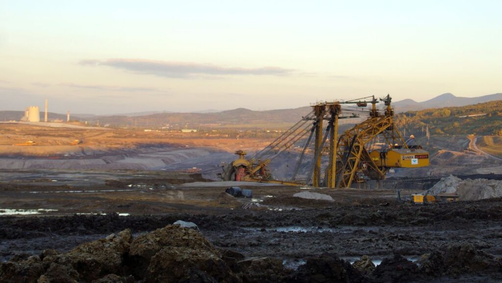 tyna janoch mine 2781686 | Vox | Powering Industries Across South Africa's Remote Regions with LEO Satellites
